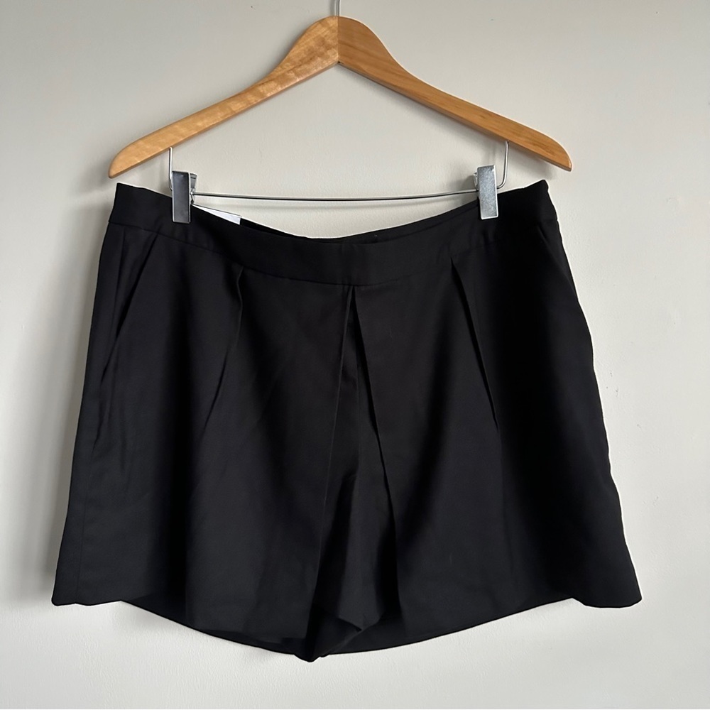 NWT Gap Open Front Black Dress Shorts Skort - Size 14 - Picture 3 of 7